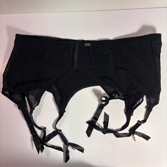 plus size retro style suspender belt - Picture 3 of 6